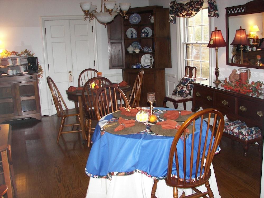 Longacre Of Appomattox Bed & Breakfast Exterior photo